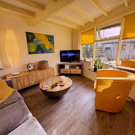 Holiday home Happy Little Maya Bee *