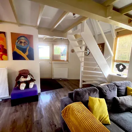 Vakantiehuis Happy Little Maya Bee