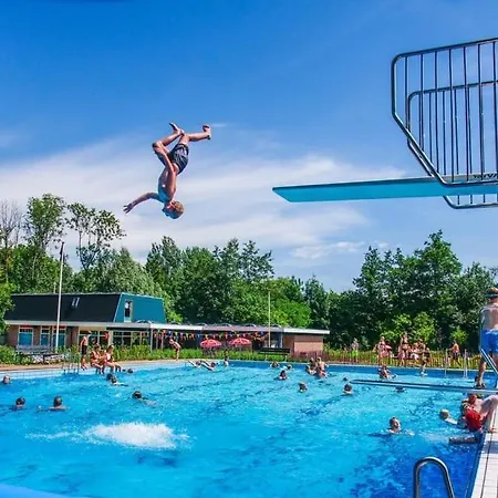 Happy Little Maya Bee Vakantiehuis